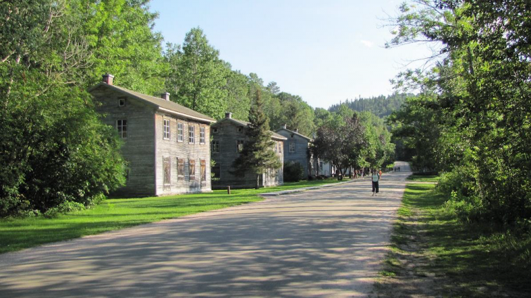 Village Val JalbertNHS 768x431